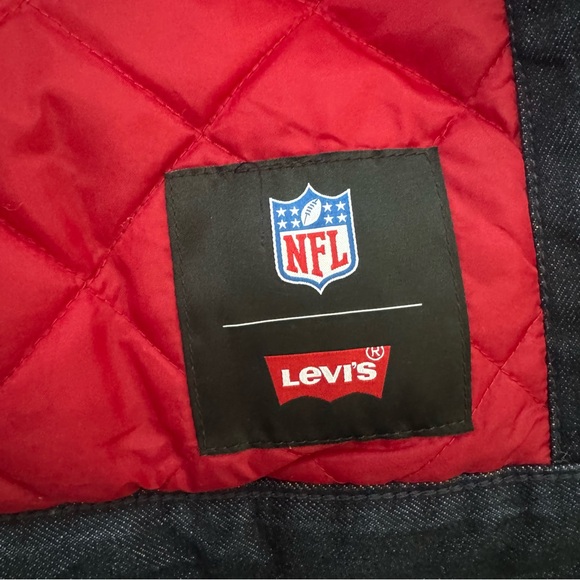 49ers Levis Black Denim Varsity Trucker Jacket - Picture 5 of 5